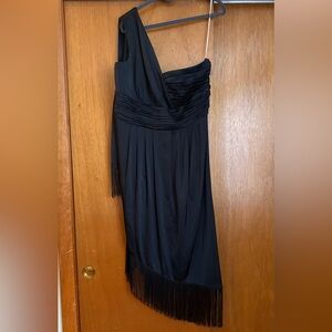 Chic Black One-Shoulder Dress